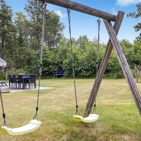 Tabithe - 500m From The Sea By Interhome *