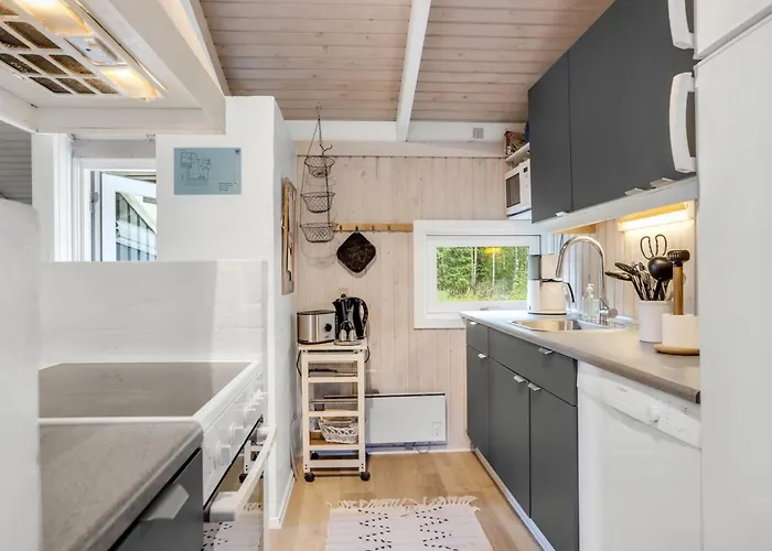 Semesterbostad Tabithe - 500m From The Sea By Interhome